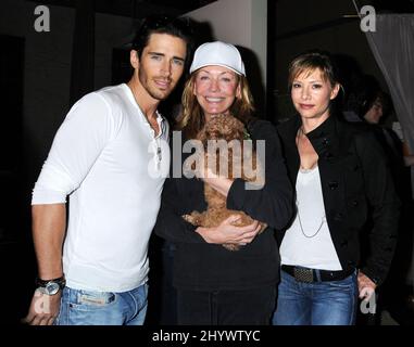 Brandon Beemer, Lesley-Anne Down e Sarah Brown durante la celebrazione del 23rd anniversario 'The Bold and the Beautiful' che si tiene sul set al CBS Studios, California Foto Stock