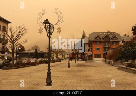 La Sable du Saraha s'invite à Saint-Gervais-les-Bains. Alta Savoia. Auvergne-Rhône-Alpes. Alta Savoia. Francia. Foto Stock