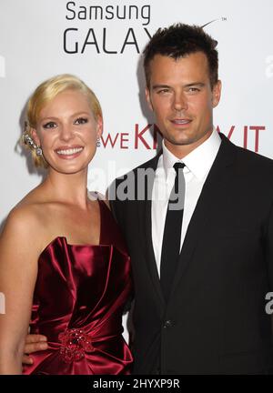 Katherine Heigl e Josh Duhamel partecipano alla prima di "Life as We Know IT" al Teatro Ziegfeld di New York il 30 settembre 2010. Foto Stock