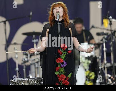 Il Florence Welch di Florence and the Machine si esibisce dal vivo al Voodoo Music Experience che si tiene presso il City Park di New Orleans, USA. Foto Stock