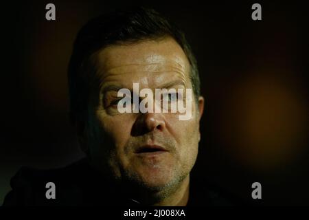 SCUNTHORPE, REGNO UNITO. MAR 15th Mark Cooper, Barrow Manager, si presenta durante la partita della Sky Bet League 2 tra Scunthorpe United e Barrow al Glanford Park, Scunthorpe di martedì 15th marzo 2022. (Credit: Will Matthews | MI News) Credit: MI News & Sport /Alamy Live News Foto Stock