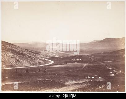 Kadikoi, dal campo di Artillery Cavallo. Roger Fenton (Inghilterra, 1819-1869). Crimea (Russia), 1856. Fotografie. Stampa salmastra Foto Stock
