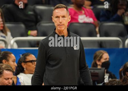 Orlando, Florida, USA, 15 marzo 2022, Brooklyn Nets Head Coach Steve Nash all'Amway Center. (Photo Credit: Marty Jean-Louis) Foto Stock