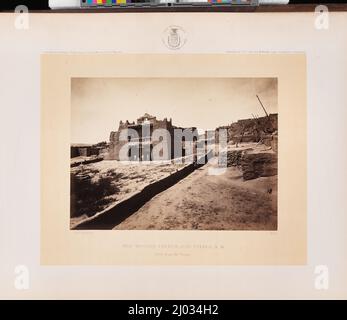 Antica chiesa della Missione Zuni Pueblo, N.M.. William Abraham Bell (Inghilterra, Stati Uniti attivi, 1841-1920)Timothy H. o'Sullivan (Stati Uniti, New York, New York City, circa 1840-1882). Stati Uniti, 1871, stampato 1873. Fotografie. Stampa in argento albume Foto Stock