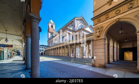 Cattedrale di Santa Maria Assunta, Novara, Piemonte, Italia, Europa Foto Stock