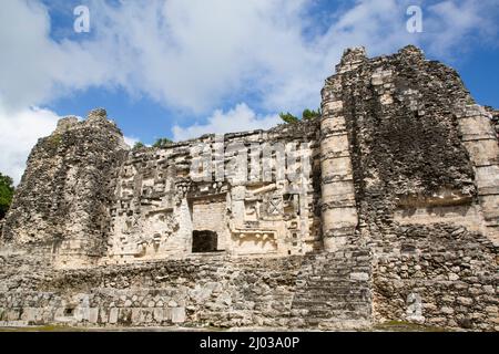 Monster Mouth Door, Structure II, rovine Maya, zona archeologica di Hormiguero, stile Rio Bec, Stato di Campeche, Messico, Nord America Foto Stock