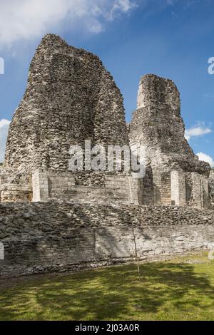 Rovine Maya, struttura 1, zona archeologica di Xpujil, stile Rio Bec, vicino Xpujil, Stato di Campeche, Messico, Nord America Foto Stock