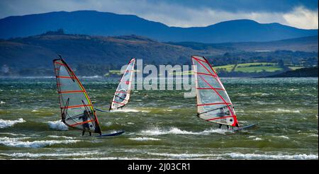 Wind Surfing at Downings in Sheephaven Bay, Rosguill, County Donegal, Irlanda Foto Stock