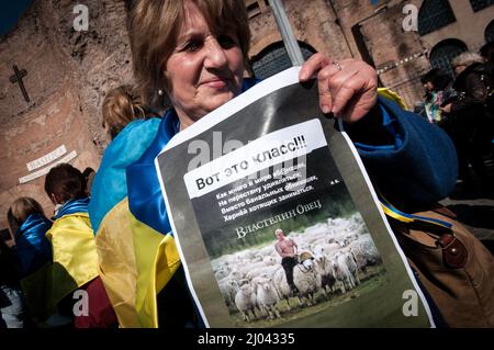 Roma, Italia. 13th Mar 2022. (3/13/2022) dimostrazione della comunità Ucraina che vive a Roma contro l'invasione russa dell'Ucraina. (Foto di Andrea Ronchini/Pacific Press/Sipa USA) Credit: Sipa USA/Alamy Live News Foto Stock