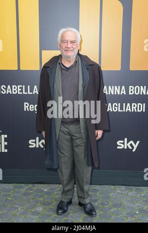 Roma, Italia. 16th Mar 2022. Giorgio Colangeli partecipa alla fotocellula della serie Sky tv il Re allo spazio moderno Cinema. Credit: SOPA Images Limited/Alamy Live News Foto Stock