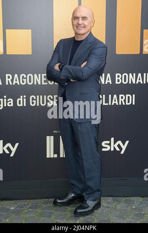 Luca Zingaretti partecipa alla fotocellula della serie Sky tv il Re allo spazio moderno Cinema. (Foto di Mario Cartelli / SOPA Images/Sipa USA) Foto Stock