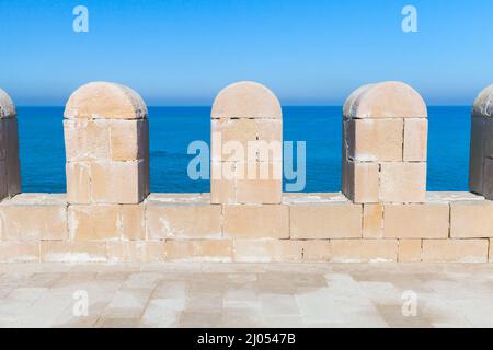 Alessandria, Egitto. Fortificazione della Cittadella di Qaitbay o del Forte di Qaitbay, fortezza difensiva del 15th secolo. È stata fondata nel 1477 d.C. Foto Stock