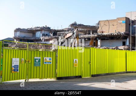 Demolizione del vecchio centro commerciale Broadmarsh nel centro di Nottingham, Nottinghamshire Inghilterra Regno Unito Foto Stock