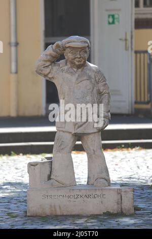 Monumento al carro matchstick a Wilhelmsplatz in Offenbach, Assia, Germania Foto Stock