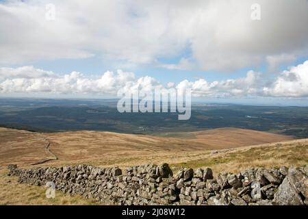 Le pendici e la cima del Benyellary sul sentiero per la cima di Merrick Dumfries e Galloway Scozia Foto Stock