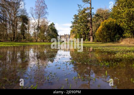 Primavera al castello di Elvaston nel Derbyshire, Inghilterra Regno Unito Foto Stock