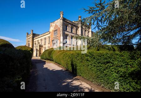 Primavera al castello di Elvaston nel Derbyshire, Inghilterra Regno Unito Foto Stock