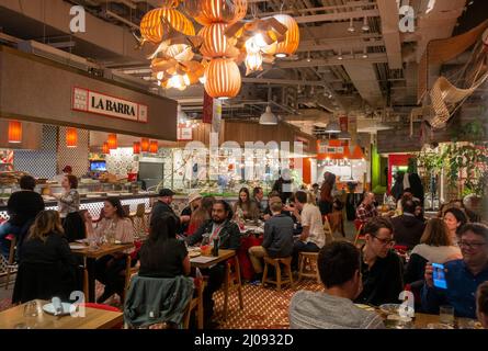 Mercado Little Spain mercato e ristorante a Hudson Yards Manhattan NYC Foto Stock