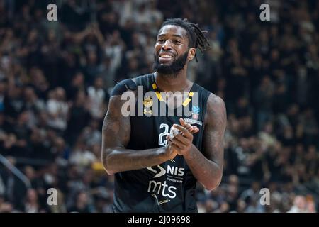 Belgrado, Serbia, 16th marzo 2022. Mathias Lessort of Partizan NIS Belgrado reagisce durante la partita di pallacanestro Eurocup tra Partizan NIS Belgrado e Boulogne Metropolitans 92 a Belgrado, Serbia. Marzo 16, 2022. Credit: Nikola Krstic/Alamy Foto Stock