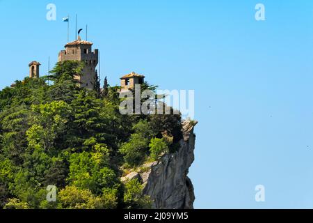 Fortezza di Guaita sul Monte Titano, la prima torre delle tre Torri di San Marino, Repubblica di San Marino Foto Stock