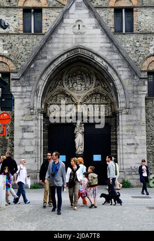 Ingresso al vecchio edificio ospedaliero di St. John a Bruges, Belgio Foto Stock