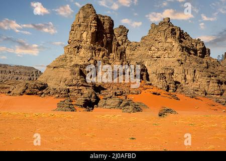 Rocce di Hoggar nel deserto del Sahara Foto Stock