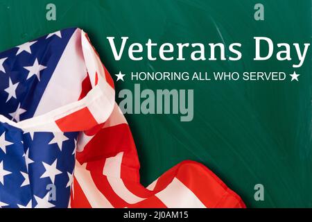 Happy Veterans Day con bandiera americana Foto Stock