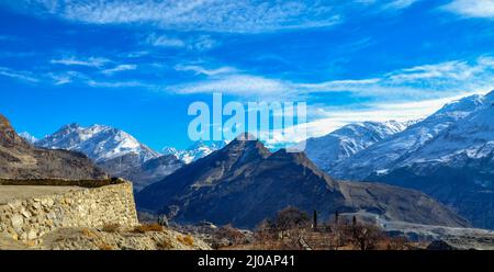 Serie di montagne glaciali nella valle dell'Hunza Karakoram Range Foto Stock