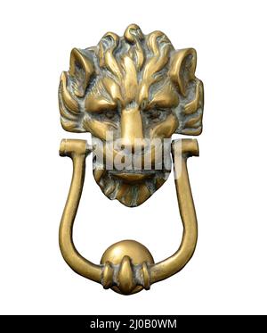 Isolamento di Un grungo ornato Brass Lion Door Knocker con Clipping Path Foto Stock