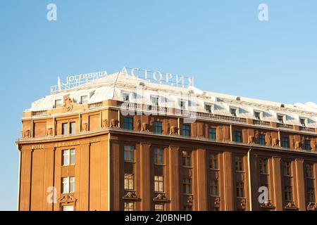 San Pietroburgo, Russia - Octobet 07, 2010: Hotel Astoria su Piazza San Isacco Foto Stock