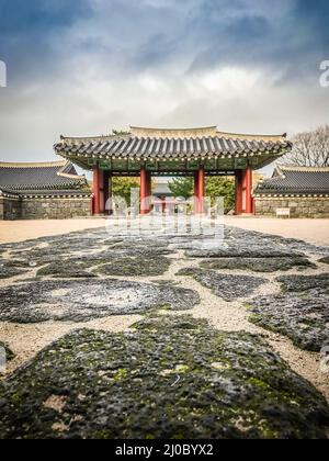 Jeju Mokgwana, il più antico edificio rimasto a Jeju per l'ex ufficio del governo centrale dove il periodo Joseon Magistrato di Foto Stock