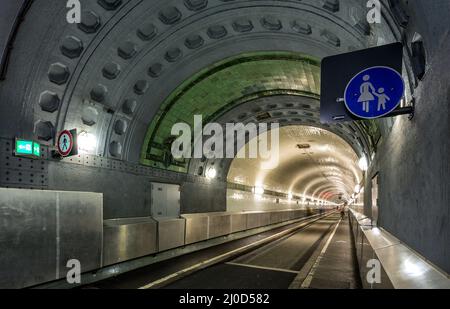 Città libera e anseatica di Amburgo - Elbe Tunnel. Foto Stock