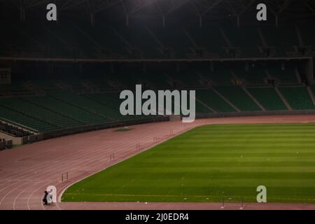 Basra, iraq - 17 marzo 2022: Foto il grande stadio di calcio nella città di Basra Foto Stock