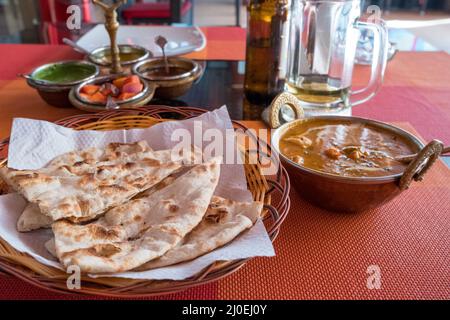 Chicken Tikka masala servito in un ristorante indiano a Phuket, Thailandia Foto Stock