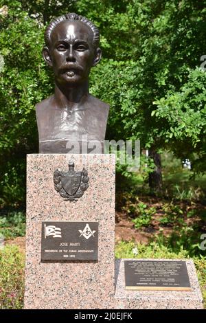 Jose Marti a Hawkins Sculpture Walk a McGovern Centennial Gardens, Hermann Park a Houston, Texas Foto Stock