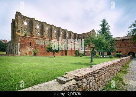 Convento cistercense costruita nel XII secolo Foto Stock