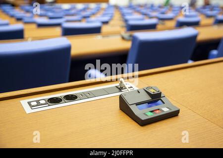 All'interno di un parlamento vuoto Foto Stock