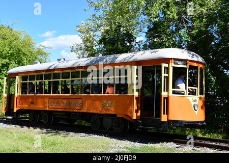 Johnstown Traction Company Trolley No. 358 al Trolley Museum di New York a Kingston, New York Foto Stock