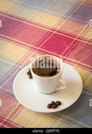 Caffè e fagioli neri freschi Foto Stock