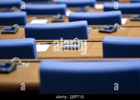 All'interno di un parlamento vuoto Foto Stock