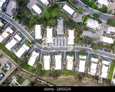 Vista aerea della comunità condominio casa a Cardiff, San Diego County Foto Stock