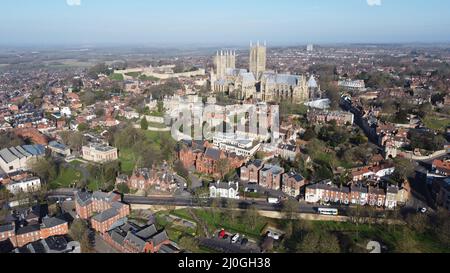 Vista aerea della Cattedrale di Lincoln nel cuore della città. Foto Stock