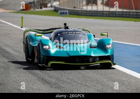 Aston Martin Valkyrie durante la Formula 1 Gulf Air Bahrain Grand Prix 2022, 1st round del FIA Formula uno World Championship 2022, sul circuito Internazionale del Bahrain, dal 18 al 20 marzo 2022 a Sakhir, Bahrain - Foto Xavi Bonilla/DPPI Foto Stock