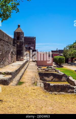 Fortificazione medievale a Mombasa Foto Stock