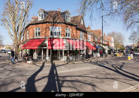 Gail's Cafe on Church Road, Barnes, Londra, SW13, Inghilterra, REGNO UNITO Foto Stock