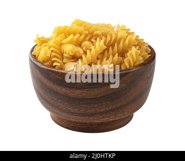 Ciotola di Fusilli isolata su fondo bianco Foto Stock