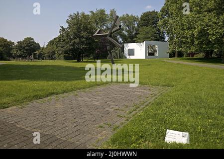 Opere d'arte nel parco delle sculture, Colonia, Germania, Europa Foto Stock