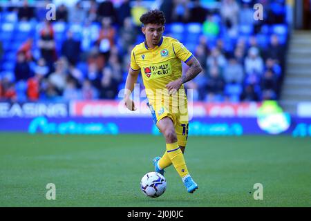 Reading, Regno Unito. 19th Mar 2022. Tyrhys Dolan di Blackburn Rovers in azione durante il gioco. EFL Skybet Championship Match, Reading v Blackburn Rovers al Select Car Leasing Stadium di Reading sabato 19th marzo 2022. Questa immagine può essere utilizzata solo a scopo editoriale. Solo per uso editoriale, licenza richiesta per uso commerciale. Nessun uso in scommesse, giochi o un singolo club/campionato/player pubblicazioni. pic di Steffan Bowen/Andrew Orchard sport fotografia/Alamy Live news credito: Andrew Orchard sport fotografia/Alamy Live News Foto Stock