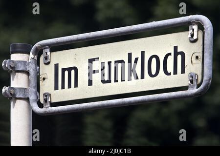 Il cartello stradale im Funkloch, Wuppertal, Bergisches Land, Renania settentrionale-Vestfalia, Germania, Europa Foto Stock