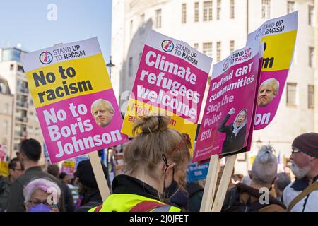 Protesta contro il razzismo per le strade di Londra. Londra - 19th marzo 2022 Foto Stock